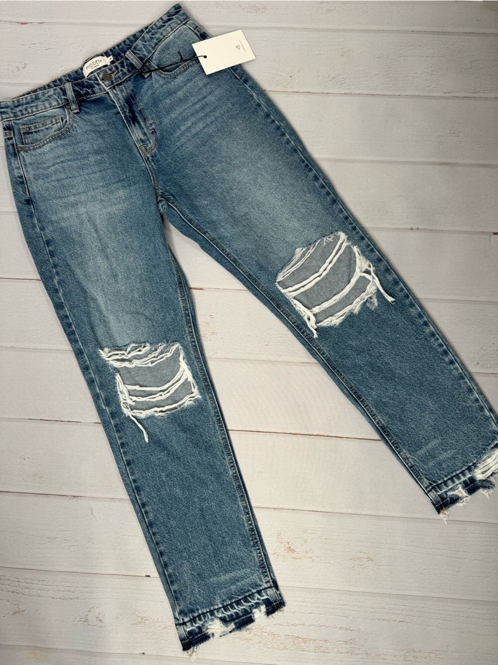 NWT Hidden Bailey Distressed High Rise Boyfriend Jeans Women's Size 28